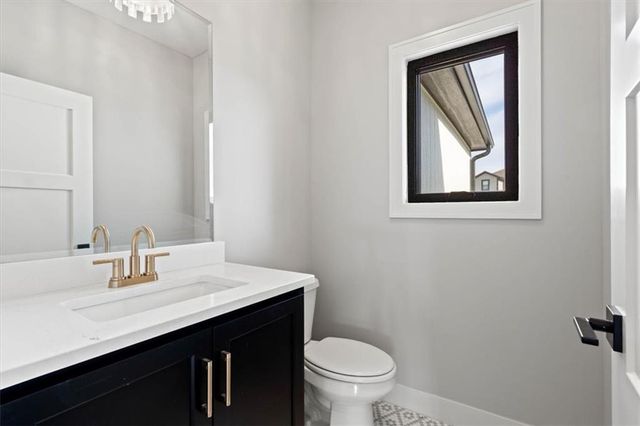 2319 SW Serena Place, Lee's Summit, MO 64082