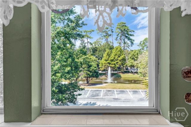 2112 Whitemarsh Way, Savannah, GA 31410