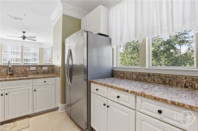 2112 Whitemarsh Way, Savannah, GA 31410