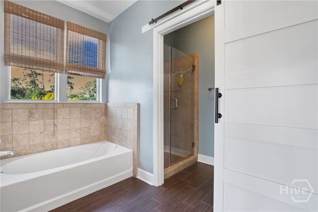 2112 Whitemarsh Way, Savannah, GA 31410