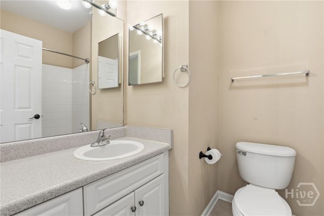 2112 Whitemarsh Way, Savannah, GA 31410