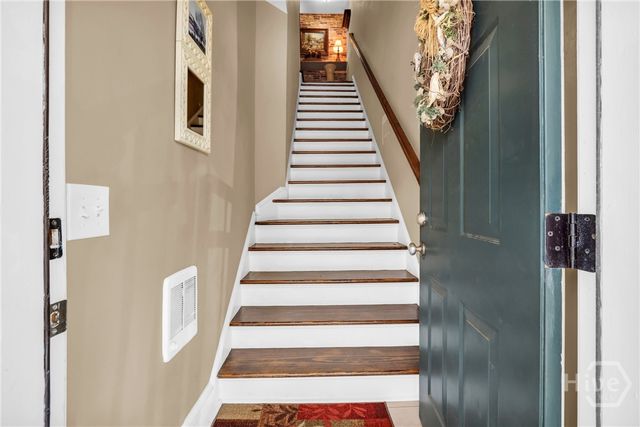 2112 Whitemarsh Way, Savannah, GA 31410