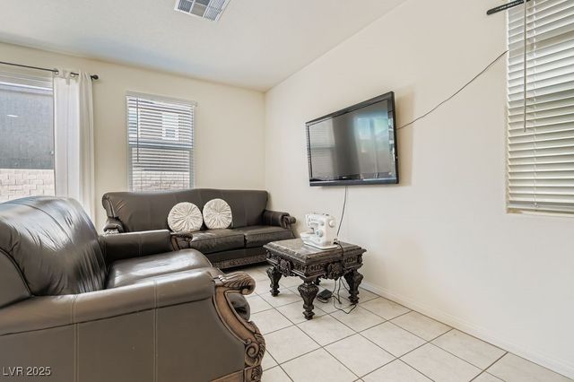 10321 Cascading Falls Street, Las Vegas, NV 89141
