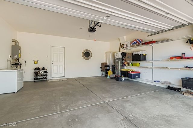 10321 Cascading Falls Street, Las Vegas, NV 89141