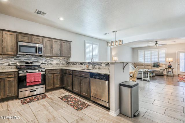 14944 SUNNY LAND Avenue, El Paso, TX 79938