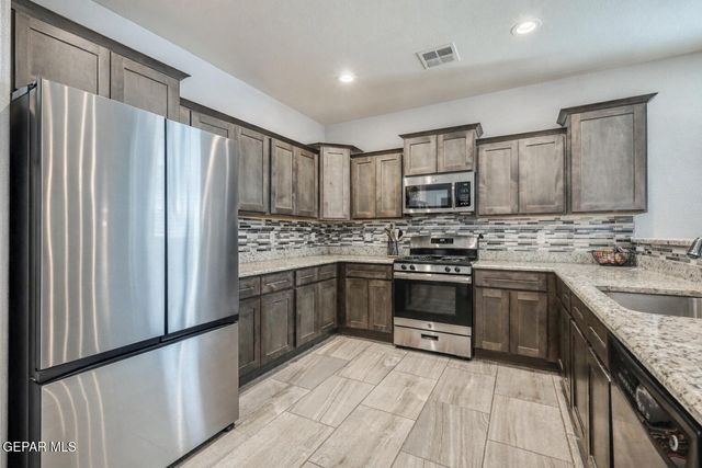 14944 SUNNY LAND Avenue, El Paso, TX 79938