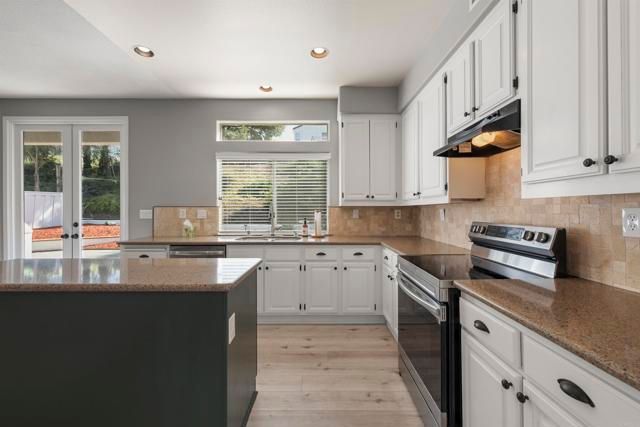 3678 Via Bernardo, Oceanside, CA 92056