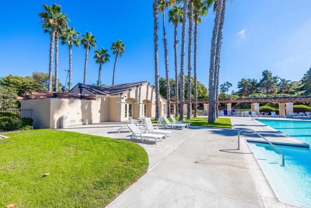 3678 Via Bernardo, Oceanside, CA 92056