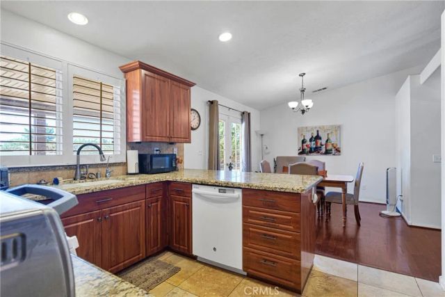 7454 Lyons Avenue, Hesperia, CA 92345