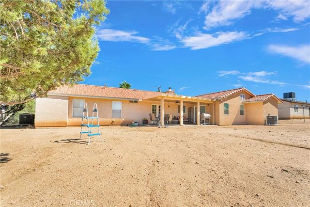7454 Lyons Avenue, Hesperia, CA 92345