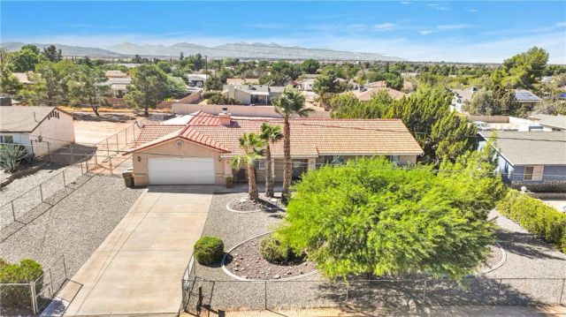 7454 Lyons Avenue, Hesperia, CA 92345