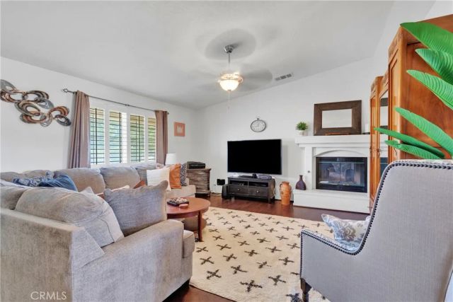 7454 Lyons Avenue, Hesperia, CA 92345