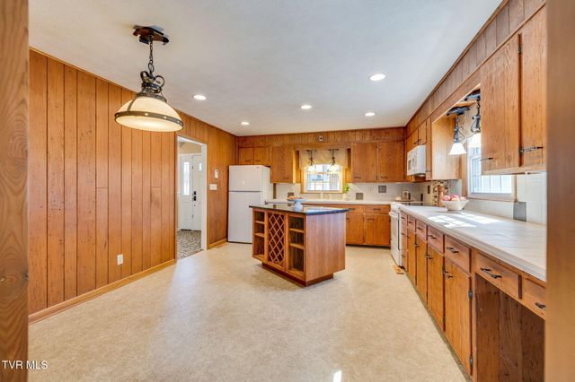 416 Manderley Road, Kingsport, TN 37660