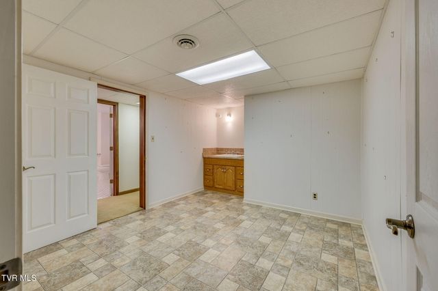 416 Manderley Road, Kingsport, TN 37660