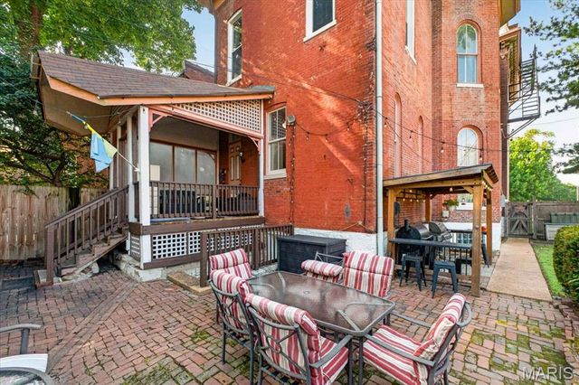 2006 Lafayette Avenue, St Louis, MO 63104