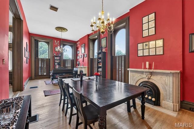 2006 Lafayette Avenue, St Louis, MO 63104