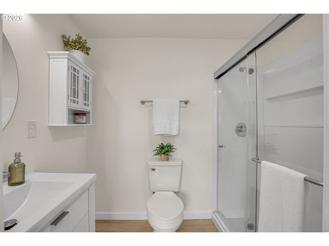 525 Nw 82ND St, Vancouver, WA 98665