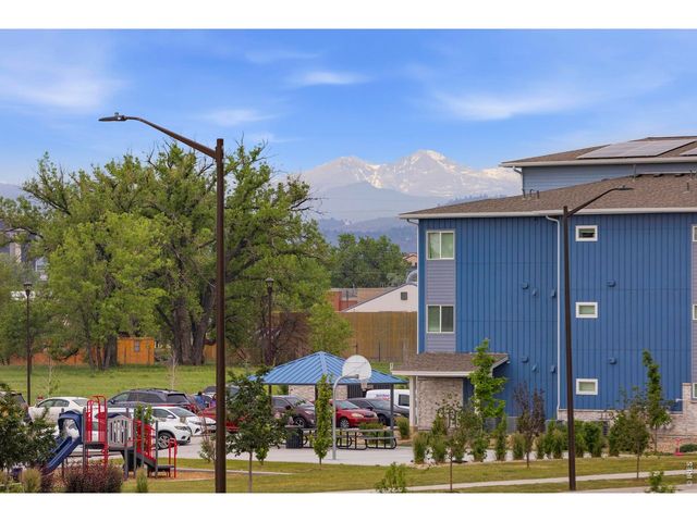 869 Birdwhistle Ln 2, Fort Collins, CO 80524