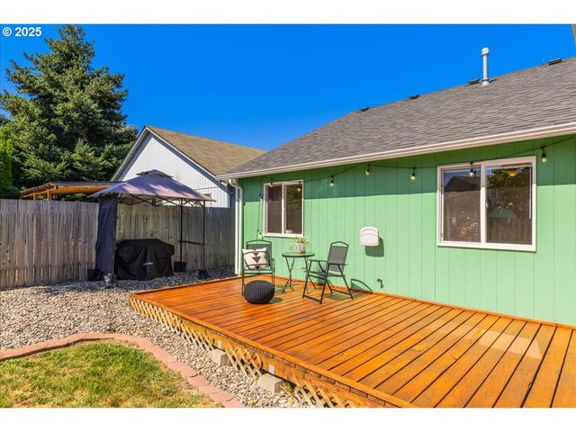 15801 Ne 90TH St, Vancouver, WA 98682
