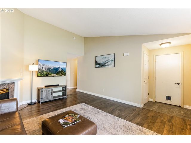 15801 Ne 90TH St, Vancouver, WA 98682