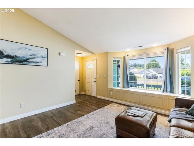 15801 Ne 90TH St, Vancouver, WA 98682