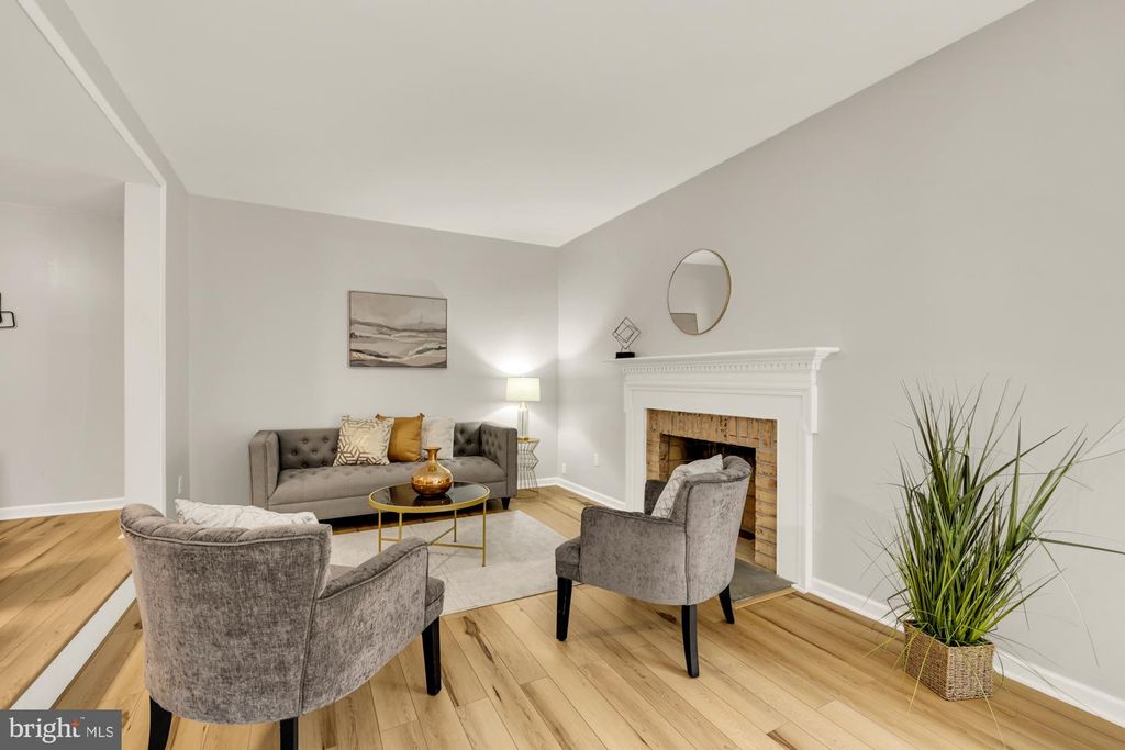 Image 11 of property listing at 18610 PHOEBE WAY, Gaithersburg, MD 20879