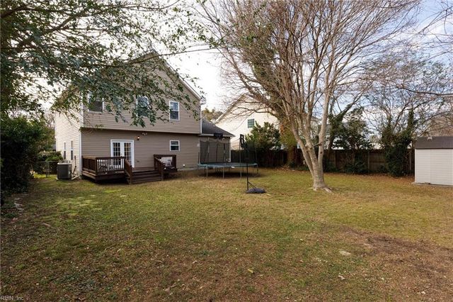 8208 Edwin DR, Norfolk, VA 23505