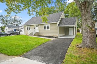 111 Bentley Avenue, Old Bridge, NJ 08857