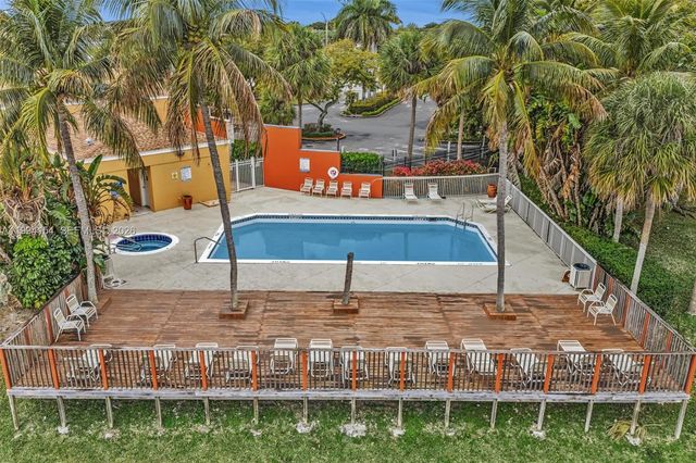 5200 NW 31st Ave 43, Fort Lauderdale, FL 33309