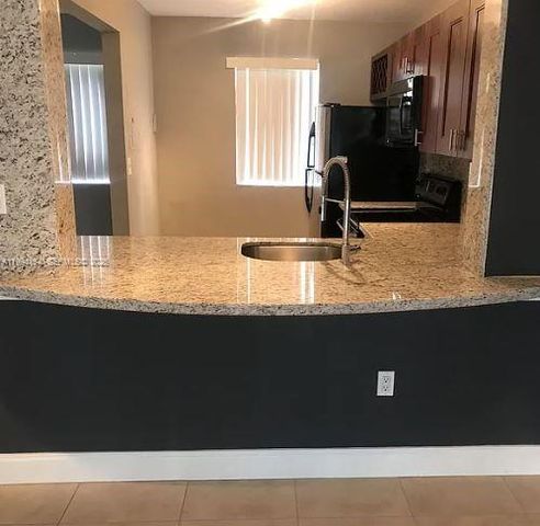 5200 NW 31st Ave 43, Fort Lauderdale, FL 33309