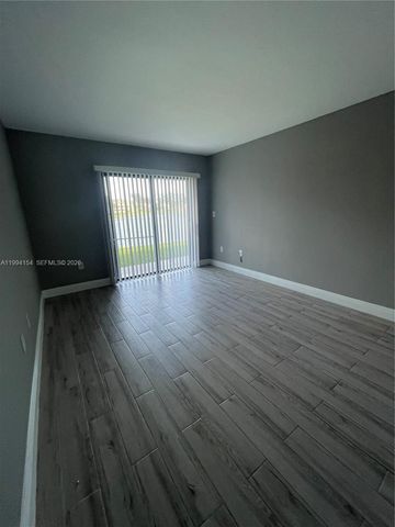 5200 NW 31st Ave 43, Fort Lauderdale, FL 33309