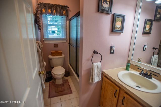 107 Eric Court, Toms River, NJ 08753