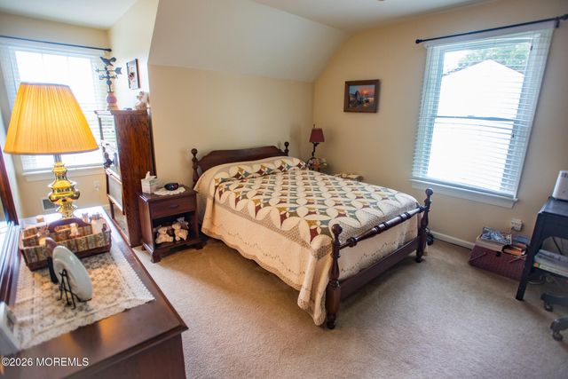 107 Eric Court, Toms River, NJ 08753