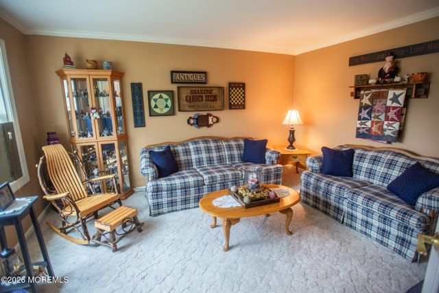 107 Eric Court, Toms River, NJ 08753