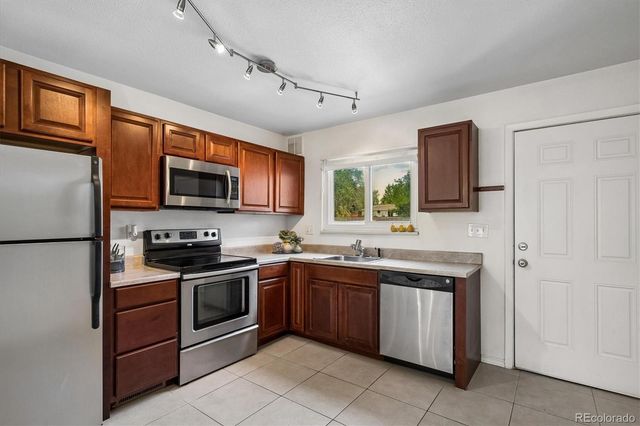 490 E Highline Circle, Centennial, CO 80122
