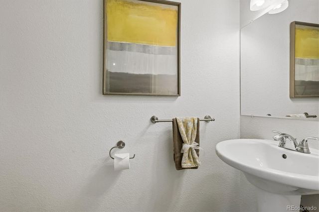 490 E Highline Circle, Centennial, CO 80122