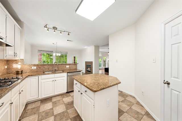 981 Parker Drive, Coppell, TX 75019