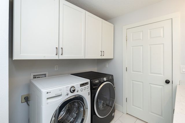 1405 NW Campus Drive, Ankeny, IA 50023