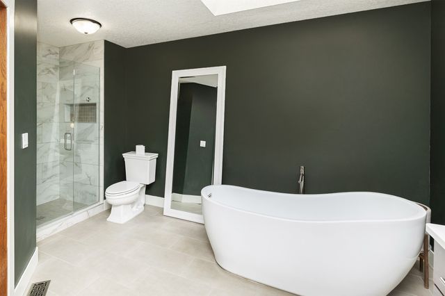 1405 NW Campus Drive, Ankeny, IA 50023