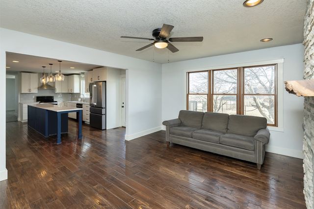 1405 NW Campus Drive, Ankeny, IA 50023