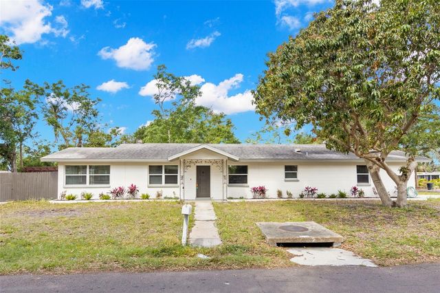 1431 57TH STREET S, Gulfport, FL 33707