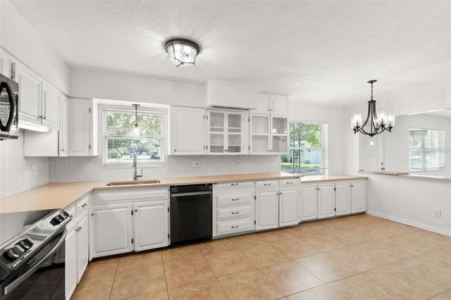 1431 57TH STREET S, Gulfport, FL 33707