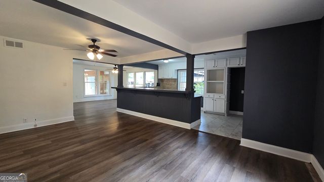 109 Meadowcliff Circle, Warner Robins, GA 31093