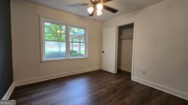 109 Meadowcliff Circle, Warner Robins, GA 31093