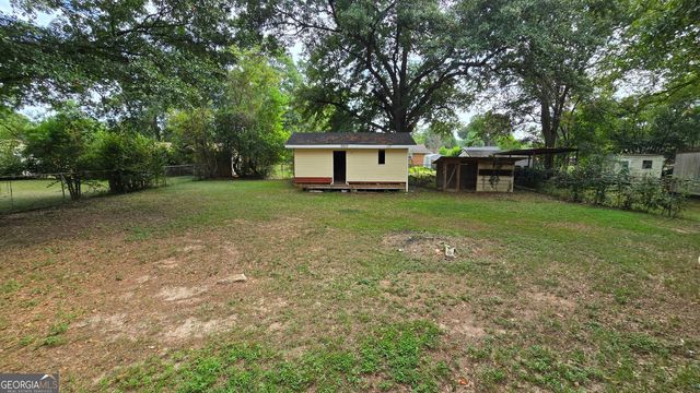 109 Meadowcliff Circle, Warner Robins, GA 31093