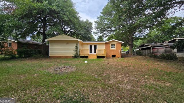 109 Meadowcliff Circle, Warner Robins, GA 31093