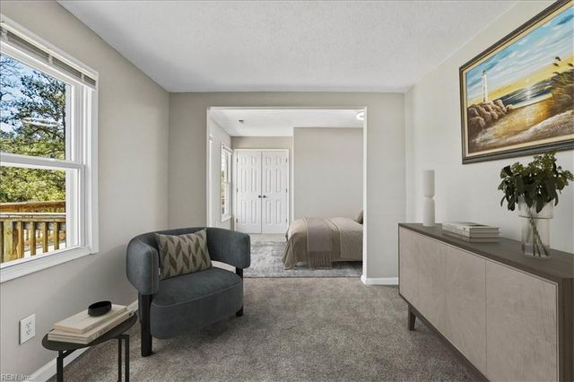 20 Freeman Dr, Poquoson, VA 23662