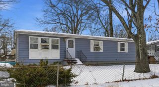 4 BOXWOOD RD, Annapolis, MD 21403