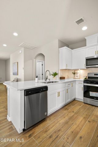 921 Raegil Street, El Paso, TX 79928