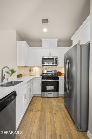 921 Raegil Street, El Paso, TX 79928